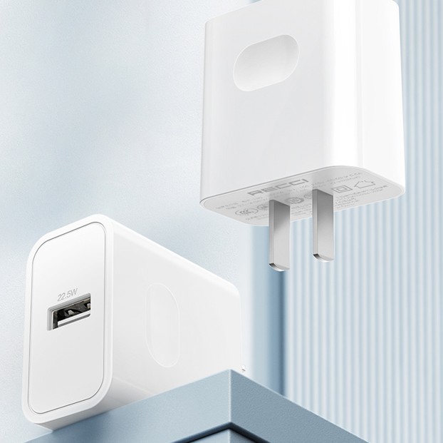 锐思/RECCI 22.5W超级快速充电器RCT-P33C