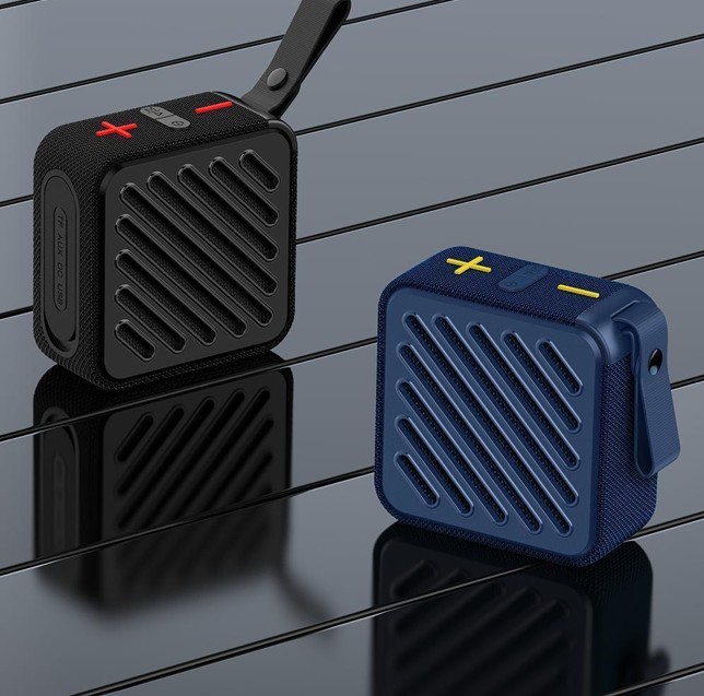 锐思/RECCI 摩卡蓝牙音箱RSK-W33神秘黑